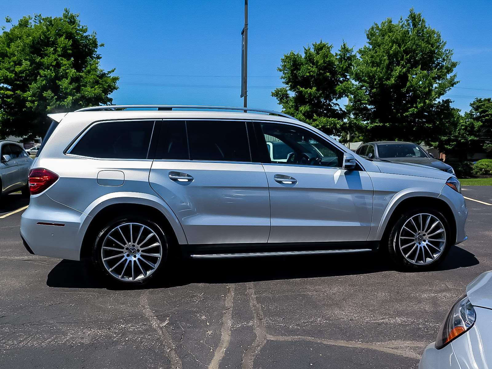 Certified PreOwned 2019 MercedesBenz GLS450 4MATIC SUV SUV in